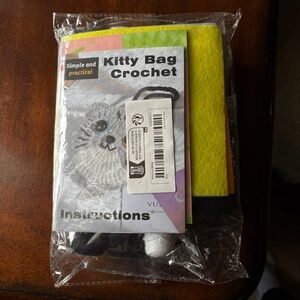 NIP Kitty Bag Beginner’s Crochet Kit